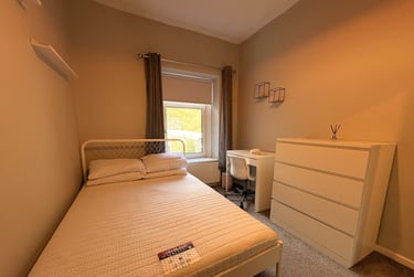 4 bed house, Treforest, Pontypridd, CF371RU - Image 8