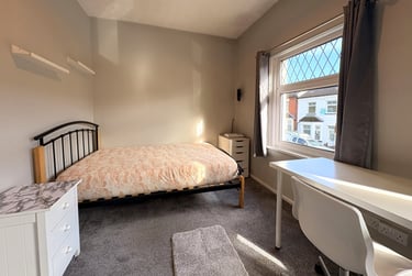 4 bed house, Treforest, Pontypridd, CF371RU - Image 10
