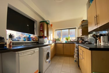 6 bed house, Heath, Maindy, Cardiff, CF143PR - Image 2