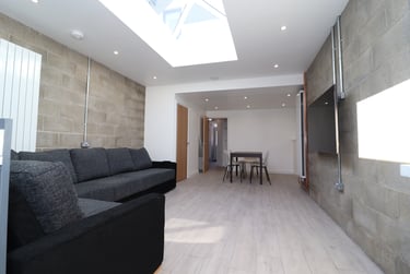 5 bed house, Cathays, Cardiff, CF244EL - Image 3