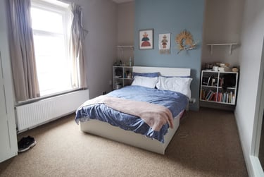 4 bed house, Norfolk Street, Mount Pleasant, Swansea, SA16JE - Image 1