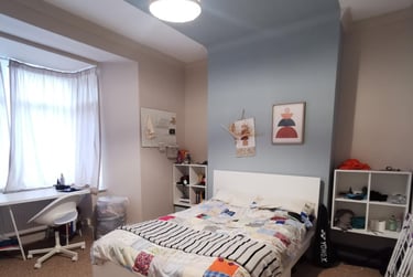 4 bed house, Norfolk Street, Mount Pleasant, Swansea, SA16JE - Image 2