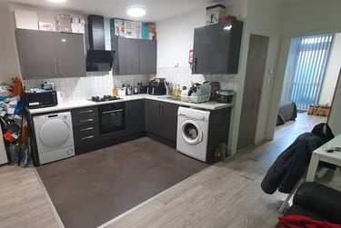 2 bed flat, 1, 20, Cathays, Cardiff, CF244BZ - Image 1