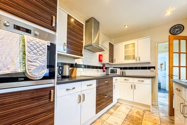 4 bed house, Roath, Plasnewydd, Cardiff, CF244TB - Image 2