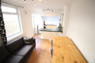 4 bed house, Cathays, Cardiff, CF244QU - Image 11