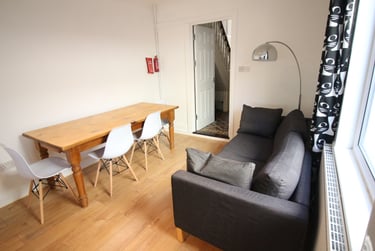4 bed house, Cathays, Cardiff, CF244QU - Image 4