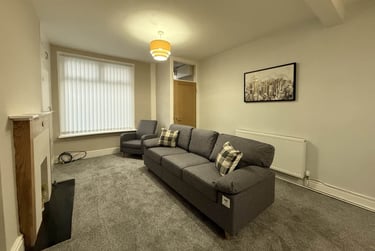 2 bed house, Wavertree, Liverpool, L150HU - Image 1