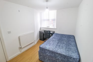 1 bed house, Treforest, Pontypridd, CF371SR - Image 2