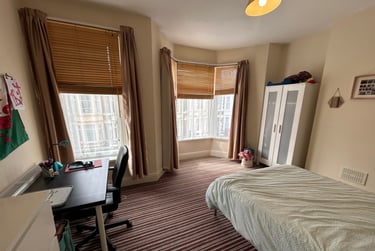 5 bed house, Cathays, Cardiff, CF244LG - Image 2