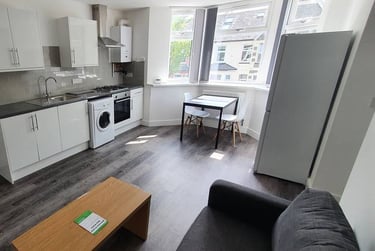 2 bed flat, 5, 3, Cathays, Cardiff, CF244DA - Image 8