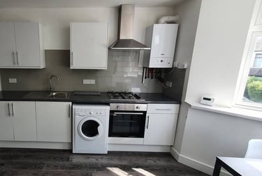 2 bed flat, 5, 3, Cathays, Cardiff, CF244DA - Image 9