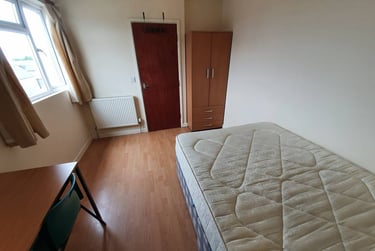 1 bed flat, 5, 16, Cathays, Cardiff, CF244DY - Image 3
