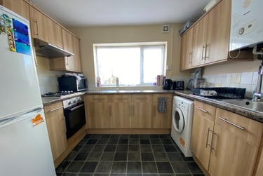 3 bed flat, Cathays, Cardiff, CF244EP - Image 7