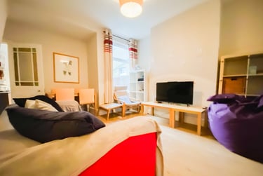 3 bed house, Heath, Gabalfa, Cardiff, CF143BW - Image 1