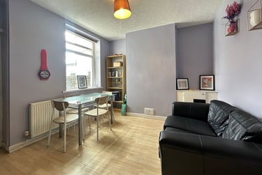 3 bed house, Cathays, Cardiff, CF244BW - Image 1