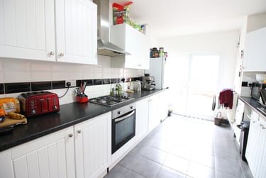 5 bed house, Roath, Plasnewydd, Cardiff, CF243EH - Image 2