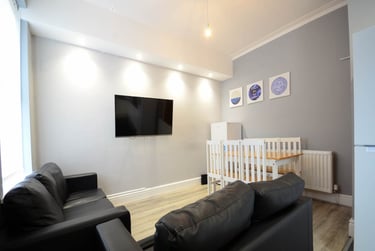 5 bed house, Wavertree, Liverpool, L153HG - Image 1