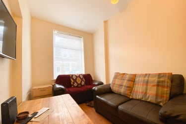 3 bed house, Cathays, Cardiff, CF244EU - Image 2