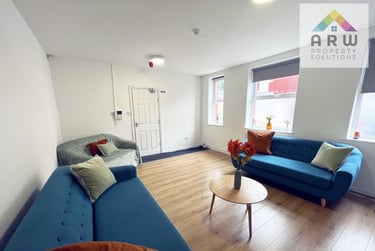 8 bed house, Cadogan Street, Wavertree, Liverpool, L152JZ - Image 4