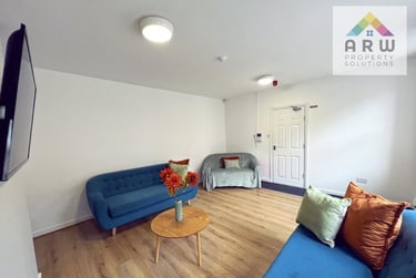 8 bed house, Cadogan Street, Wavertree, Liverpool, L152JZ - Image 5