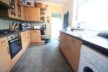 4 bed house, Roath, Plasnewydd, Cardiff, CF243HR - Image 2