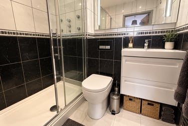 2 bed flat, Cardiff Bay, City Centre, Cardiff, CF104EB - Image 7