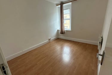 1 bed flat, 4, 19, Adamstown, Cardiff, CF240EU - Image 2