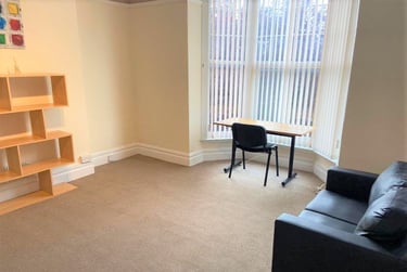 1 bed flat, Sketty Road, Uplands, Swansea, SA20LJ - Image 2