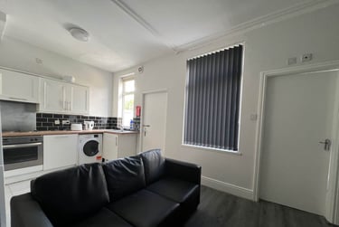 4 bed house, Wavertree, Toxteth, Liverpool, L152HR - Image 4
