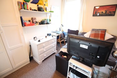 4 bed house, Cathays, Cardiff, CF244QH - Image 4