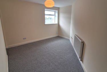 2 bed house, Morris Lane, St Thomas, Swansea, SA18AU - Image 4
