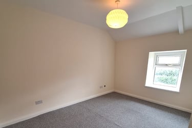 2 bed house, Morris Lane, St Thomas, Swansea, SA18AU - Image 5
