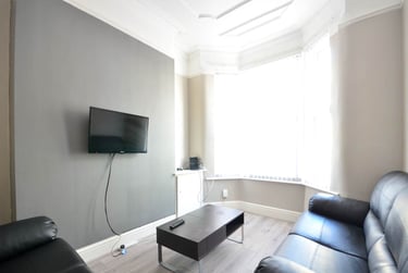 4 bed house, Kensington Fields, Kensington, Liverpool, L78SJ - Image 1