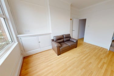 4 bed house, Lansdowne Road, Aylestone Park, Leicester, LE28AS - Image 11