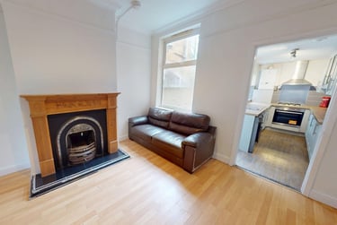 4 bed house, Lansdowne Road, Aylestone Park, Leicester, LE28AS - Image 3