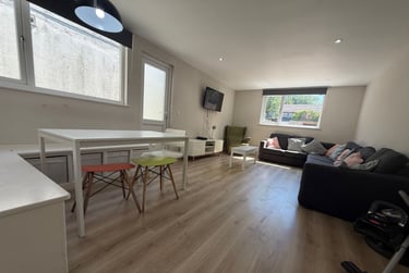 8 bed house, Cathays, Cardiff, CF244EJ - Image 3