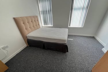 2 bed flat, 3, 18, Adamstown, Cardiff, CF240EQ - Image 3