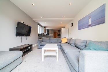 8 bed house, Cathays, Plasnewydd, Cardiff, CF244BH - Image 3