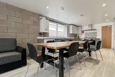 8 bed house, Cathays, Plasnewydd, Cardiff, CF244BH - Image 1