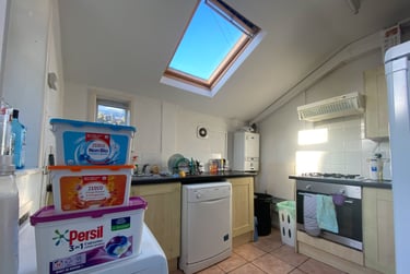 4 bed house, Cathays, Cardiff, CF244QR - Image 5