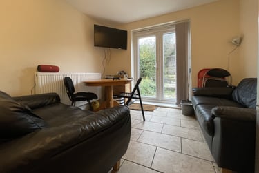 5 bed house, Cathays, Cardiff, CF244DE - Image 2