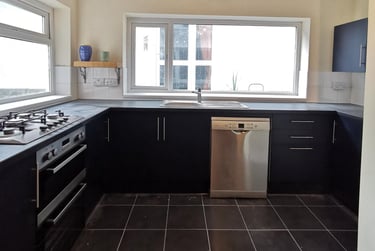4 bed house, Brynsifi Terrace, Mount Pleasant, Swansea, SA16XN - Image 4