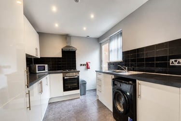 2 bed house, Kensington, Liverpool, L72RE - Image 3