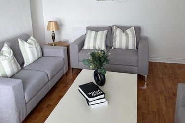 6 bed house, Montpelier Terrace, Mount Pleasant, Swansea, SA16JW - Image 2