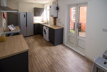 6 bed house, Kimberley Road, Victoria Park, Leicester, LE21LH - Image 2