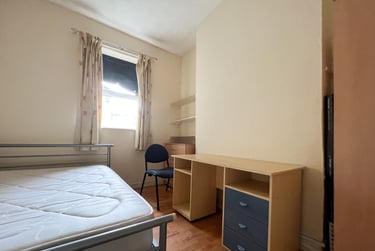 5 bed house, Cathays, Cardiff, CF244DB - Image 3