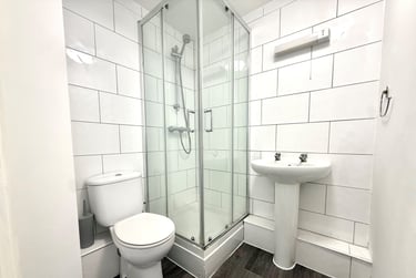 2 bed house, Cardiff Bay, Cardiff, CF105GA - Image 6