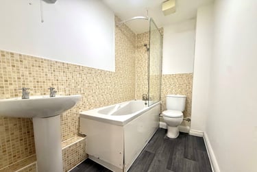 2 bed house, Cardiff Bay, Cardiff, CF105GA - Image 7