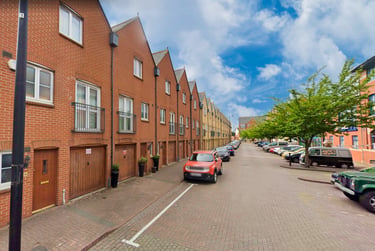 2 bed house, Cardiff Bay, Cardiff, CF105GA - Image 8
