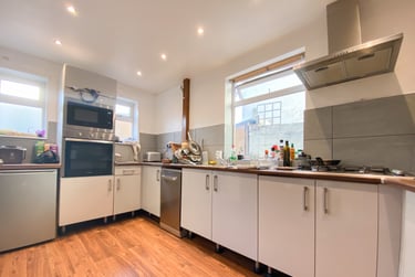 5 bed house, Cathays, Cardiff, CF244HR - Image 3